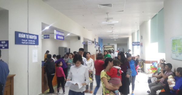 khu khám bệnh bệnh viện nhi trung ương