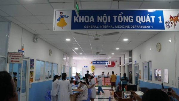 khu thăm khám của bệnh viện nhi đồng 1