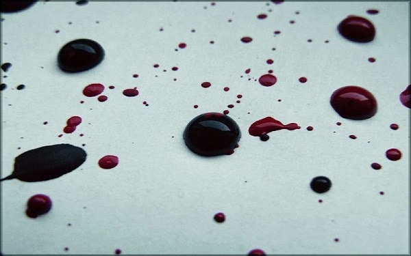 nguyên nhân ra máu đen đầu kỳ kinh nguyệt