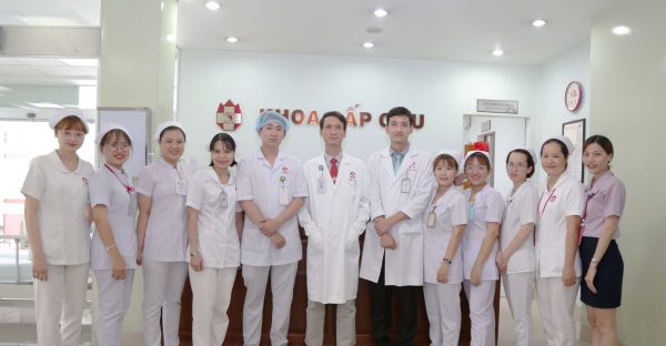 Đội ngũ bác sĩ của bệnh viện Đa khoa Hồng Đức