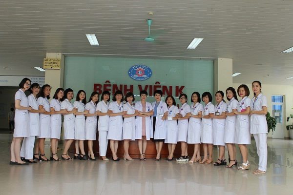 đội ngũ y bác sĩ của bệnh viện K