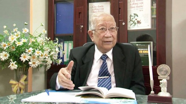 Giáo sư, Tiến sĩ Lê Đức Hinh