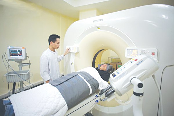 Tầm soát ung thư gồm những gì? Chi phí như thế nào?