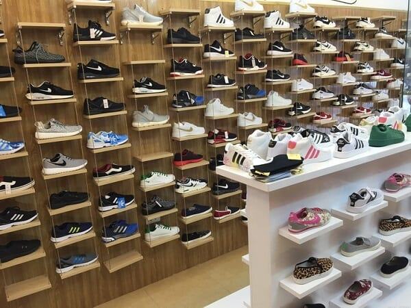 Cửa hàng K.B Sneaker Store