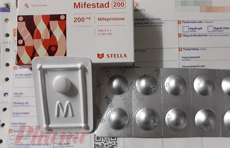 sau khi uống thuốc phá thai bị rong kinh